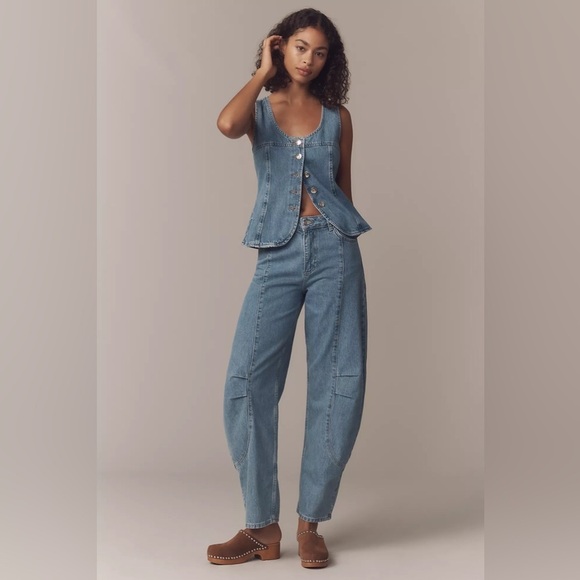 Pilcro by Anthropologie Denim - NWT! Anthropologie ALIGNE Courage Mid-Rise Barrel-Leg Jeans 🏠🗝️